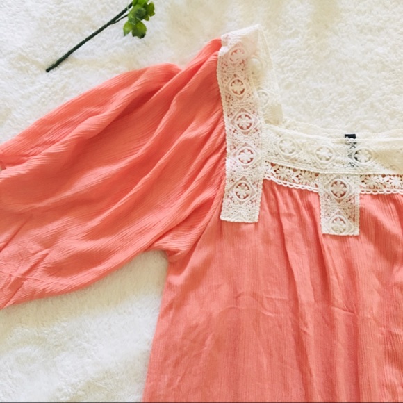 $5 W/ BUNDLE Entro Peach Square Neck Top - Picture 4 of 6